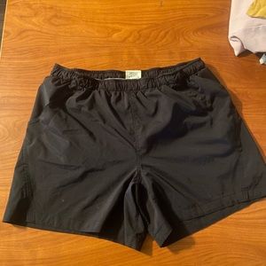 Magellan outdoor sportswear black shorts